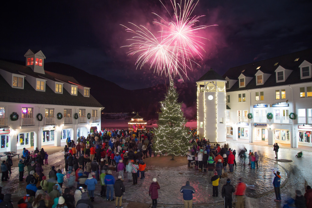 Waterville Valley Resort Fireworks at the Town Square
